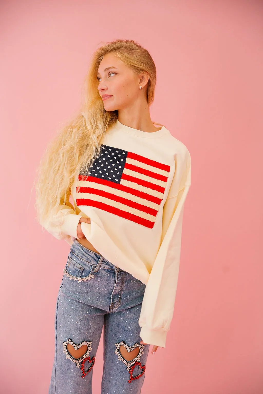 FLAG PATCH CREAM PULLOVER