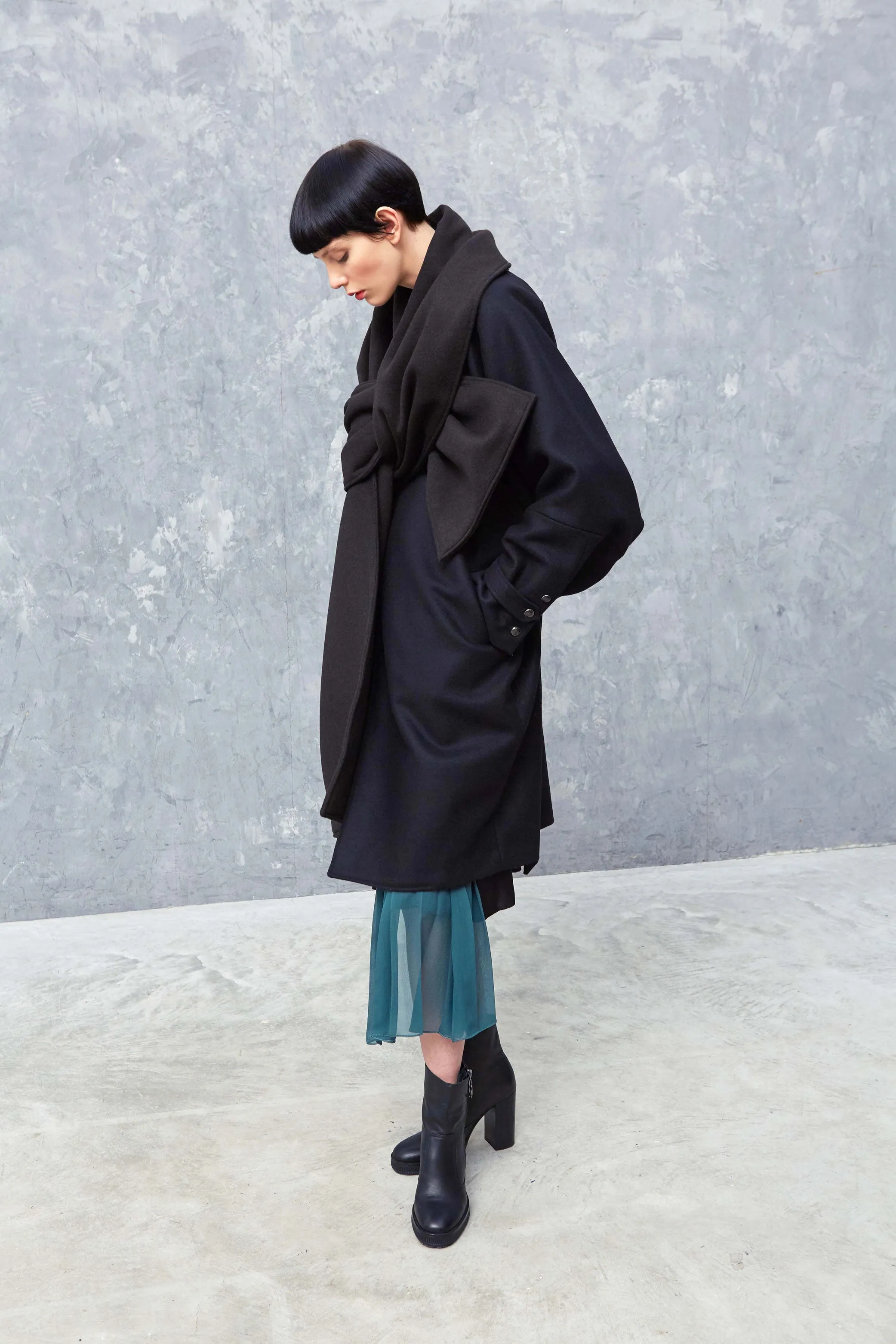 GAÉLIQUE black - mid-length wool coat