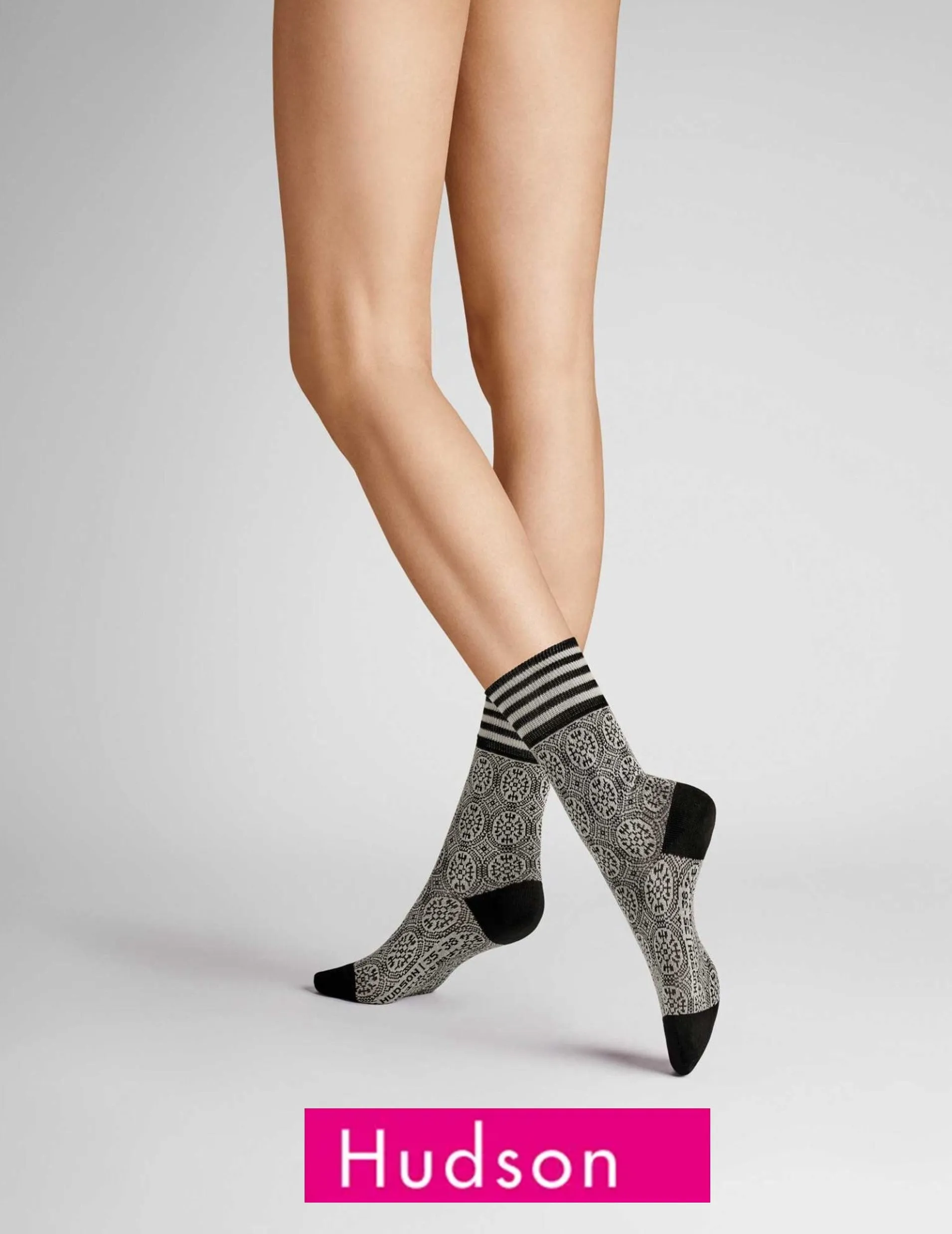 Kunert Hudson Black Tile Socks 15267