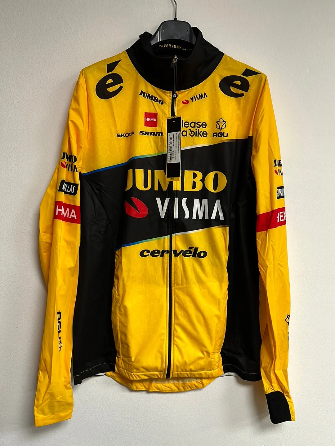 Team Jumbo Visma AGU Feeding Jacket WTH 2023