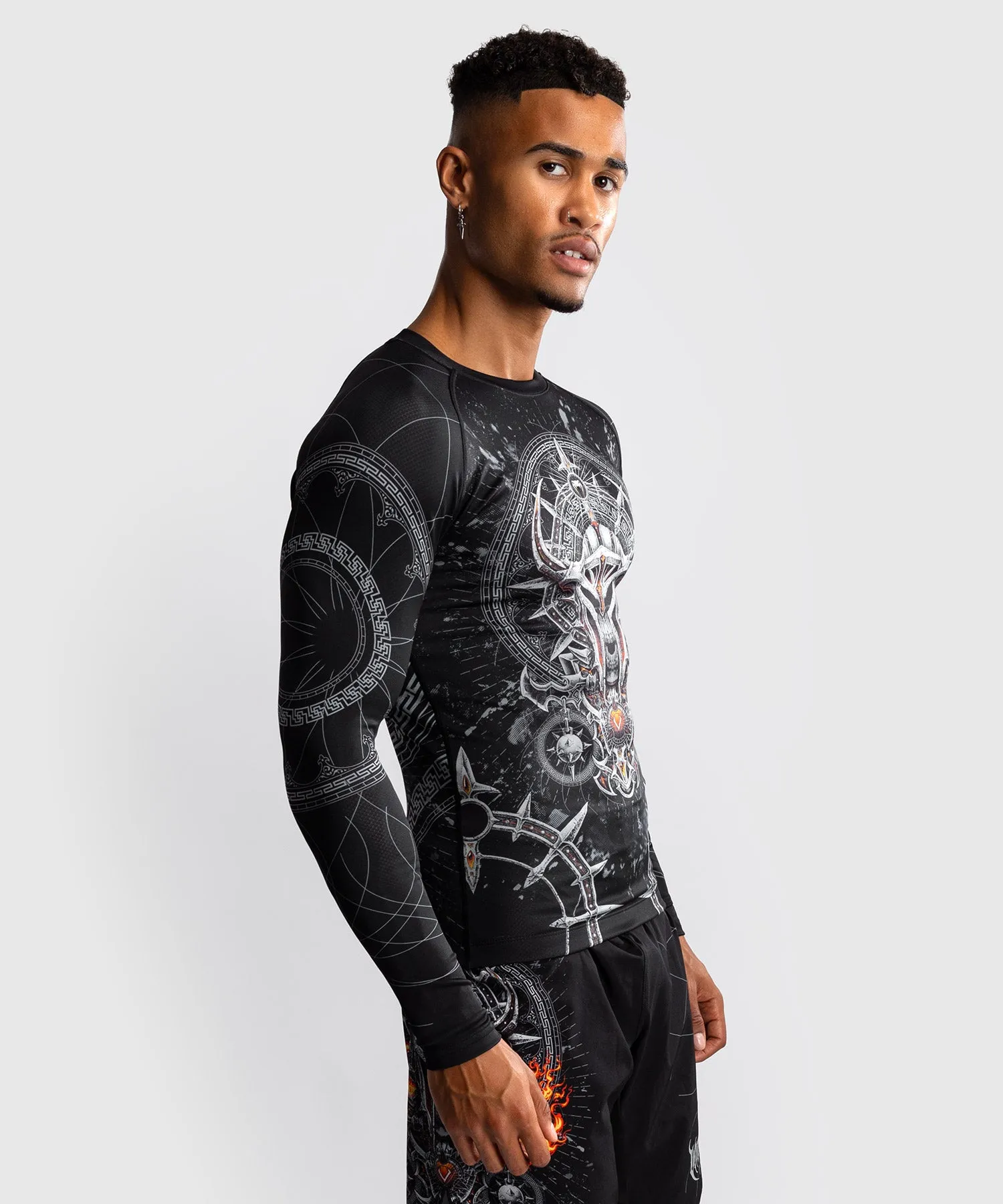 Venum Gladiator 5.0 Men's Long Sleeve Rashguard - Black/Silver