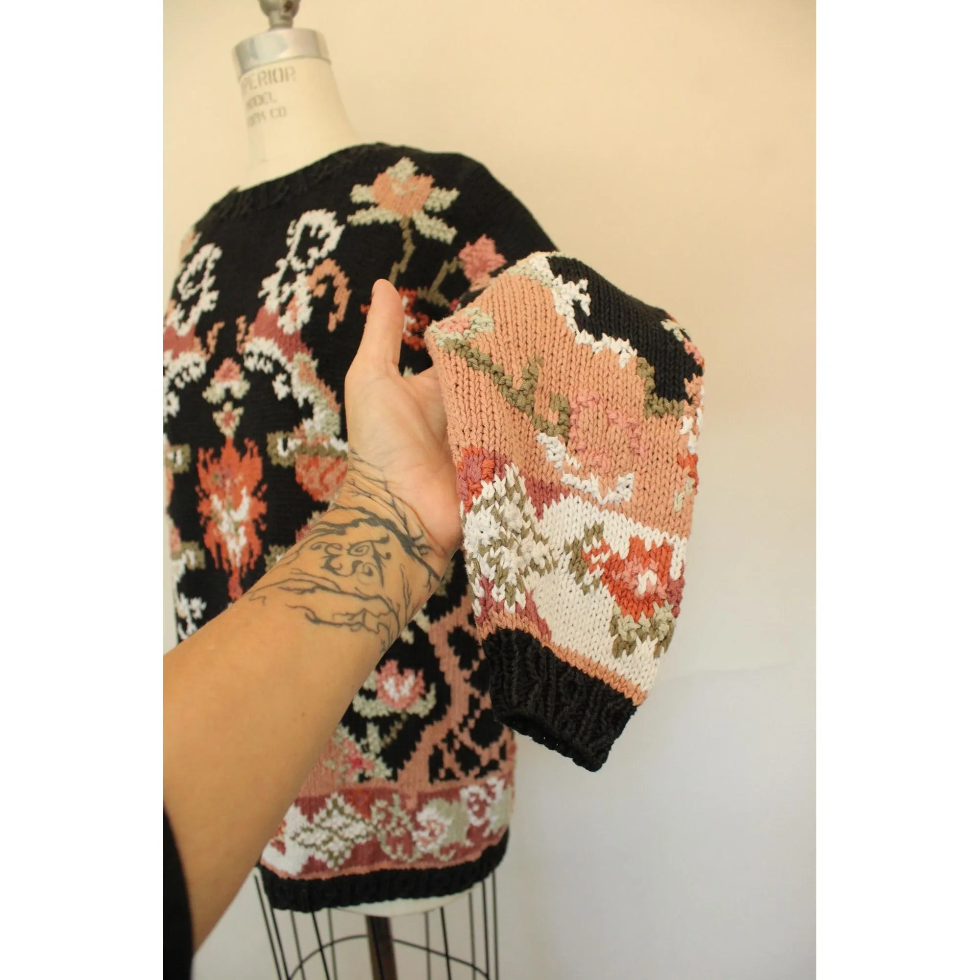 Vintage 1990s Crystal-Kobe Black Knit Floral Pattern Sweater